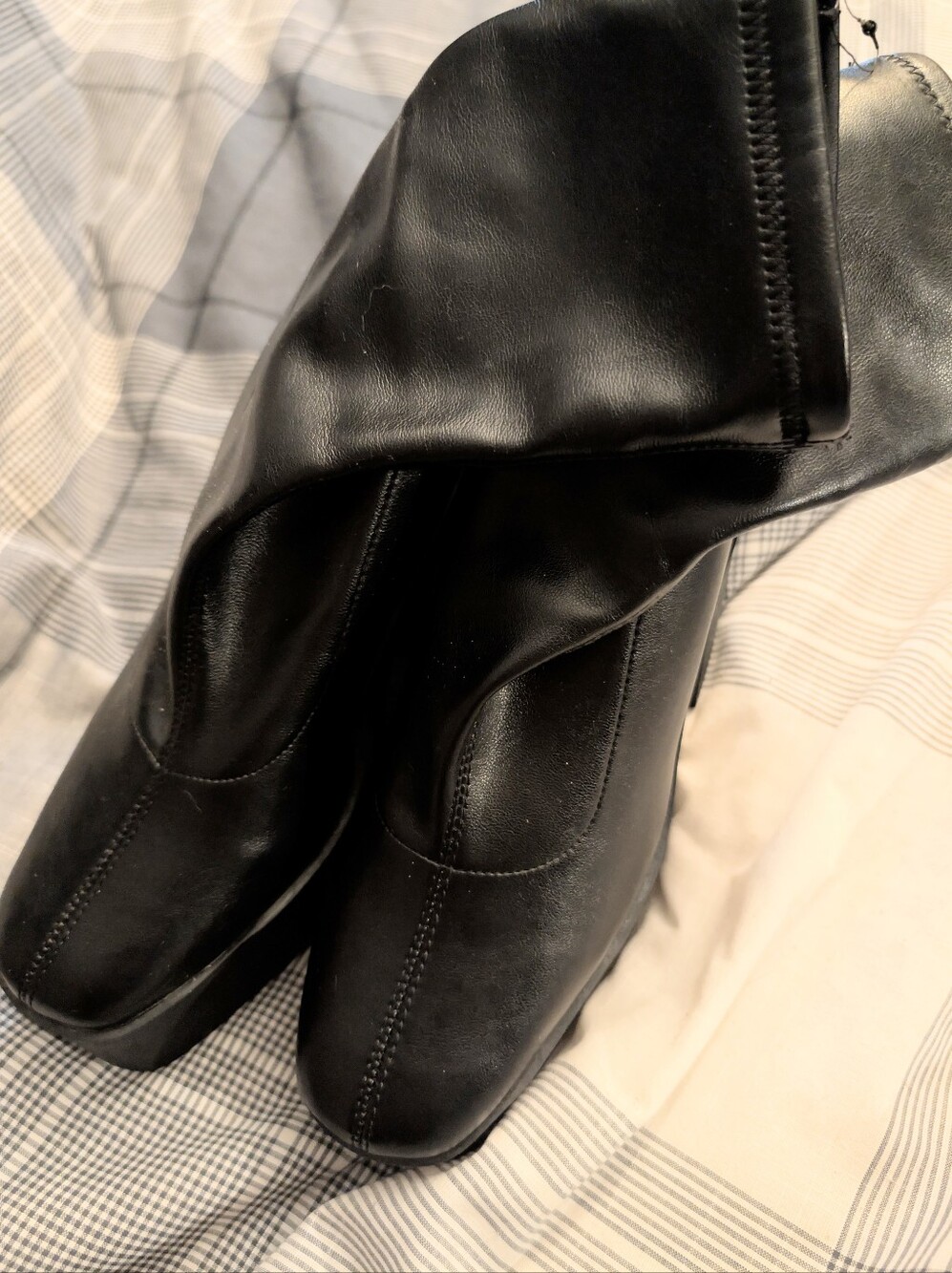 Black Women's Leather Mid-Calf Boots